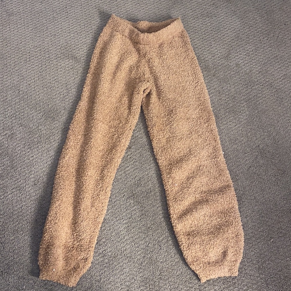 Skims cozy knit jogger in camel - size small/medium